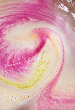 Load image into Gallery viewer, Maui Mango Bath Bomb