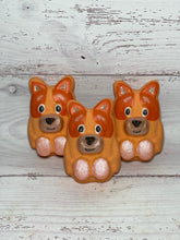 Load image into Gallery viewer, Red dog Bath Bomb